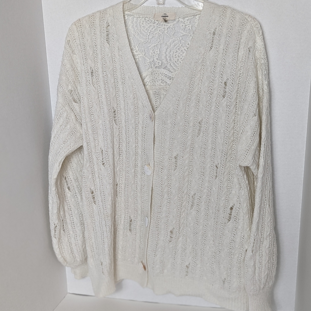 Entro white cable knit lace yoke v neck cardigan sz M/L